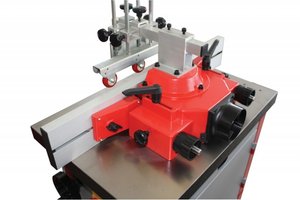 Frezavimo staklės FS 200 S