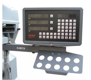 Universalios frezavimo staklės BF 600 D