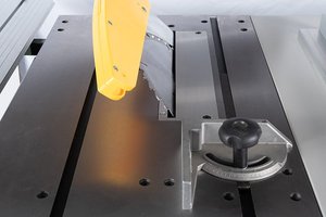 PKS-254E Formatinės diskinės medžio pjovimo staklės